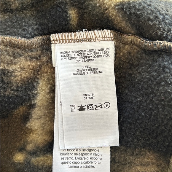 Columbia Boys Woodland Camo Fleece Jacket - Picture 5 of 5